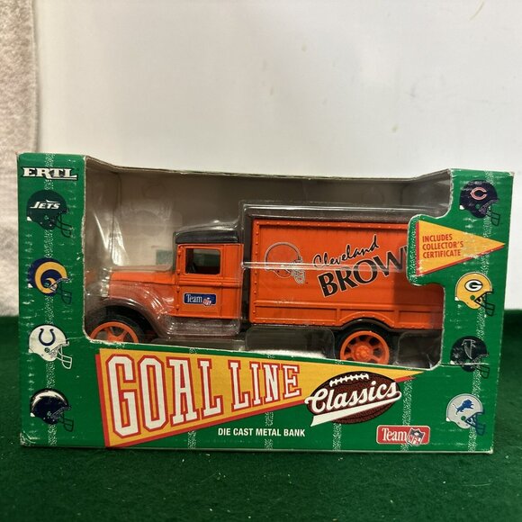 Ertl Cleveland Browns Collectibles NFL Goal Line Classics Delivery Truck Coin - Picture 2 of 12